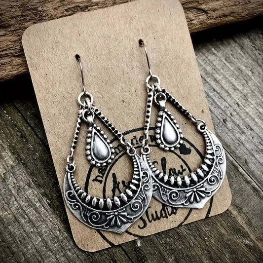 Ručně vyrobený vintage Šperk